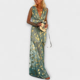 Sukienka z dekoltem w kształcie litery V i detalami z cekinów