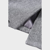 Karolina – Potężny Trzyczęściowy Strój