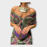 Sukienka z Efektownym Wycięciem