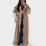 Stylowy Kardigan i Sukienka w Połączeniu z Dekoracją z Rękawem