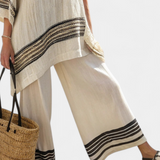 Komplet Mediterran Daisy z bambusowej tkaniny z eleganckimi czerwonymi i zielonymi paskami