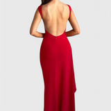 Sukienka Ivana z Satyny z Odkrytym Plecami i Dużym Rozcięciem