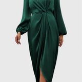 Elegancka Długa Sukienka Andrea z Wycięciem w Kształcie V i Bocznym Rozcięciem