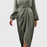 Elegancka Długa Sukienka Andrea z Wycięciem w Kształcie V i Bocznym Rozcięciem