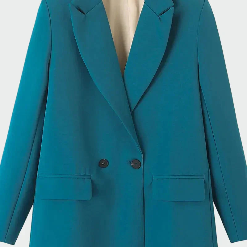 Nadwymiarowa marynarka o nowoczesnym kroju