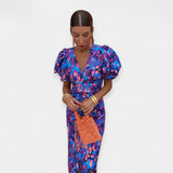 Sukienka z Rękawami i Falbanami