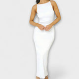 Elegancka długa sukienka bez rękawów