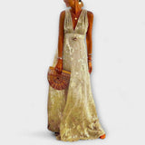 Sukienka z dekoltem w kształcie litery V i detalami z cekinów