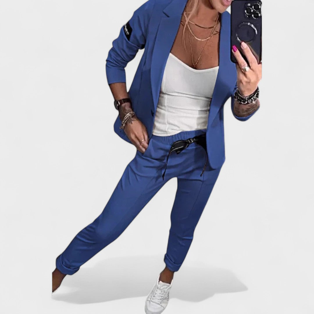 Nika – Spersonalizowany zestaw: miękka marynarka i szerokie spodnie