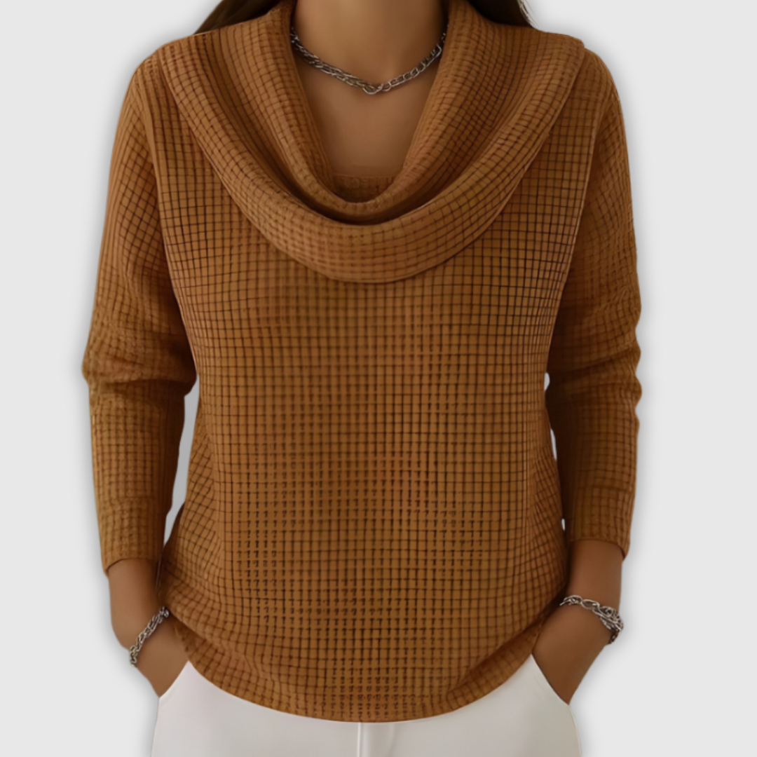 Ambera – Ciepły sweter waflowy z eleganckim dekoltem typu woda