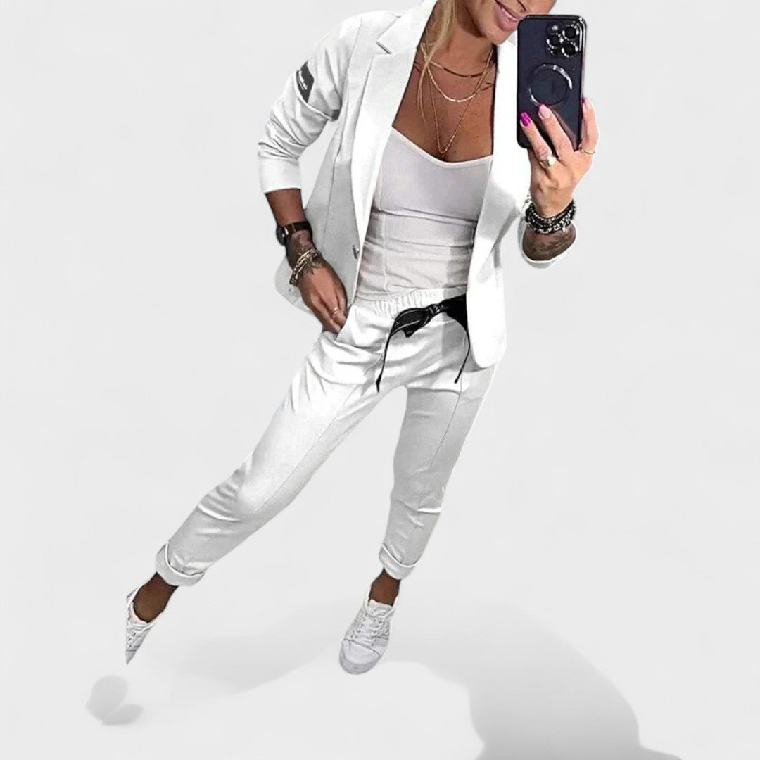 Nika – Spersonalizowany zestaw: miękka marynarka i szerokie spodnie