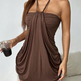 Czekoladowa Mini Sukienka z Wiązaniem wokół Szyi