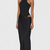 Sukienka Leona Maxi z Cienkimi Ramiączkami i Wydłużonym Sylwetką