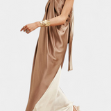 Sukienka Petra Maxi z Nieregularnym Dekoltem i Odkrytym Plecami