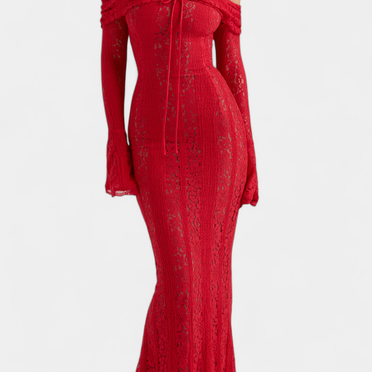 Maxi sukienka "Josipa" z odkrytymi ramionami z koronki