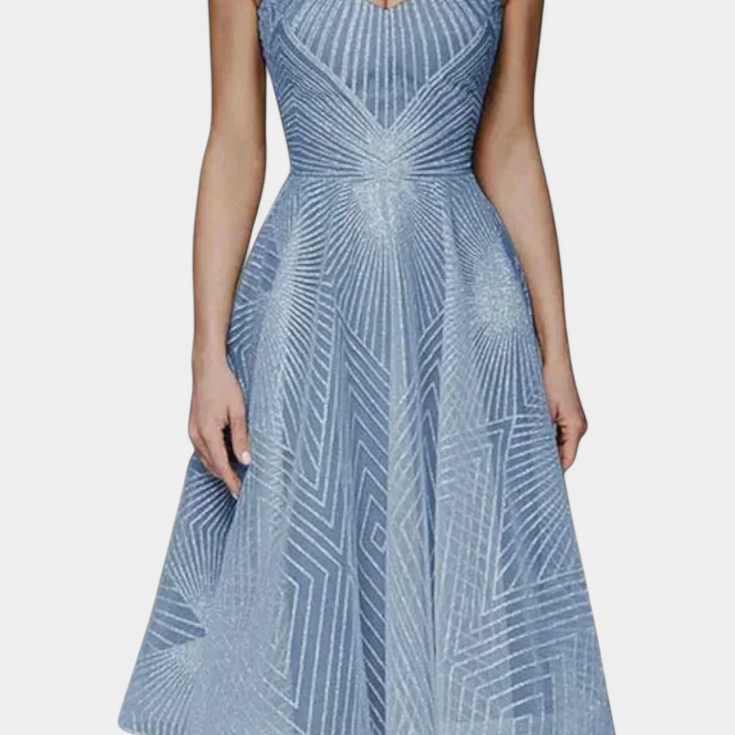 Długą Suknię z Haftem i Sylwetką A