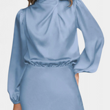 Maria Maxi Sukienka z Wysokim Kołnierzem i Kolorowymi Detalami