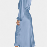 Maria Maxi Sukienka z Wysokim Kołnierzem i Kolorowymi Detalami